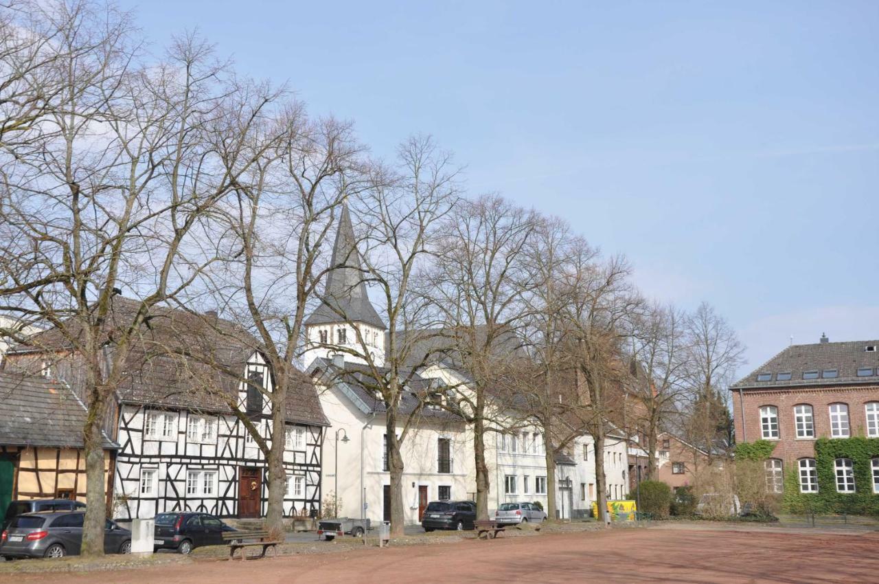 2-Zimmer-Appartment In Troisdorf Sieglar Bagian luar foto